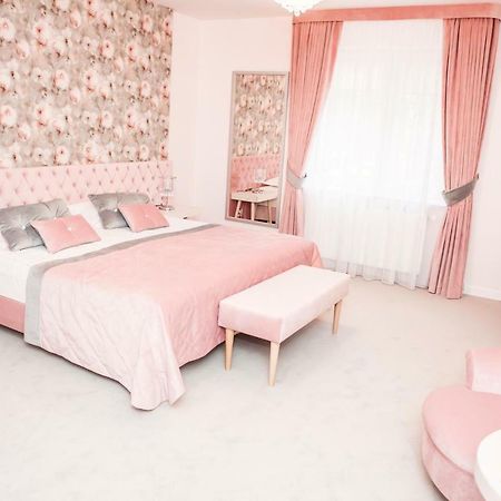 Basniowa Hotel Wyszków Kültér fotó