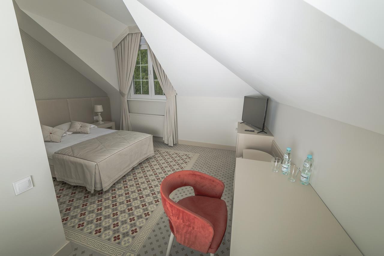 Basniowa Hotel Wyszków Kültér fotó